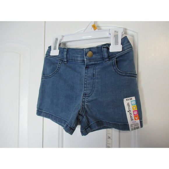 Garanimals Other - Baby Girls Shorts Garaniamls